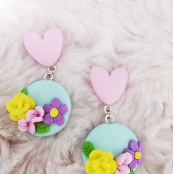 Handmade Polymer Clay Earring - Picture 1 of 5